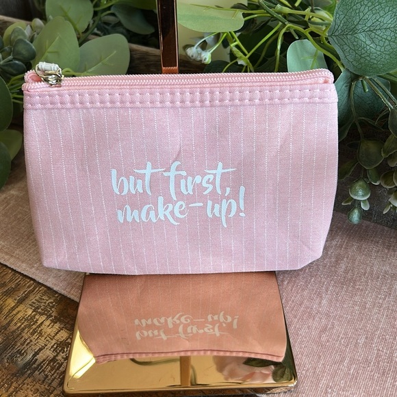 7 Piece Lippy Set - Picture 6 of 7